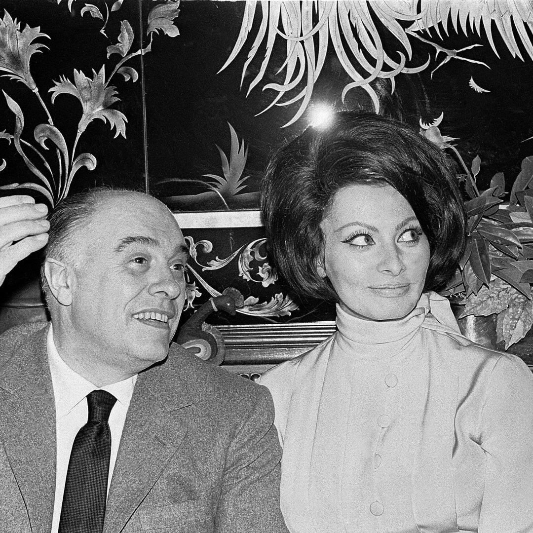 El discreto vestido de novia que Sofía Loren llevó para su boda en 1966 y del que terminó arrepintiéndose