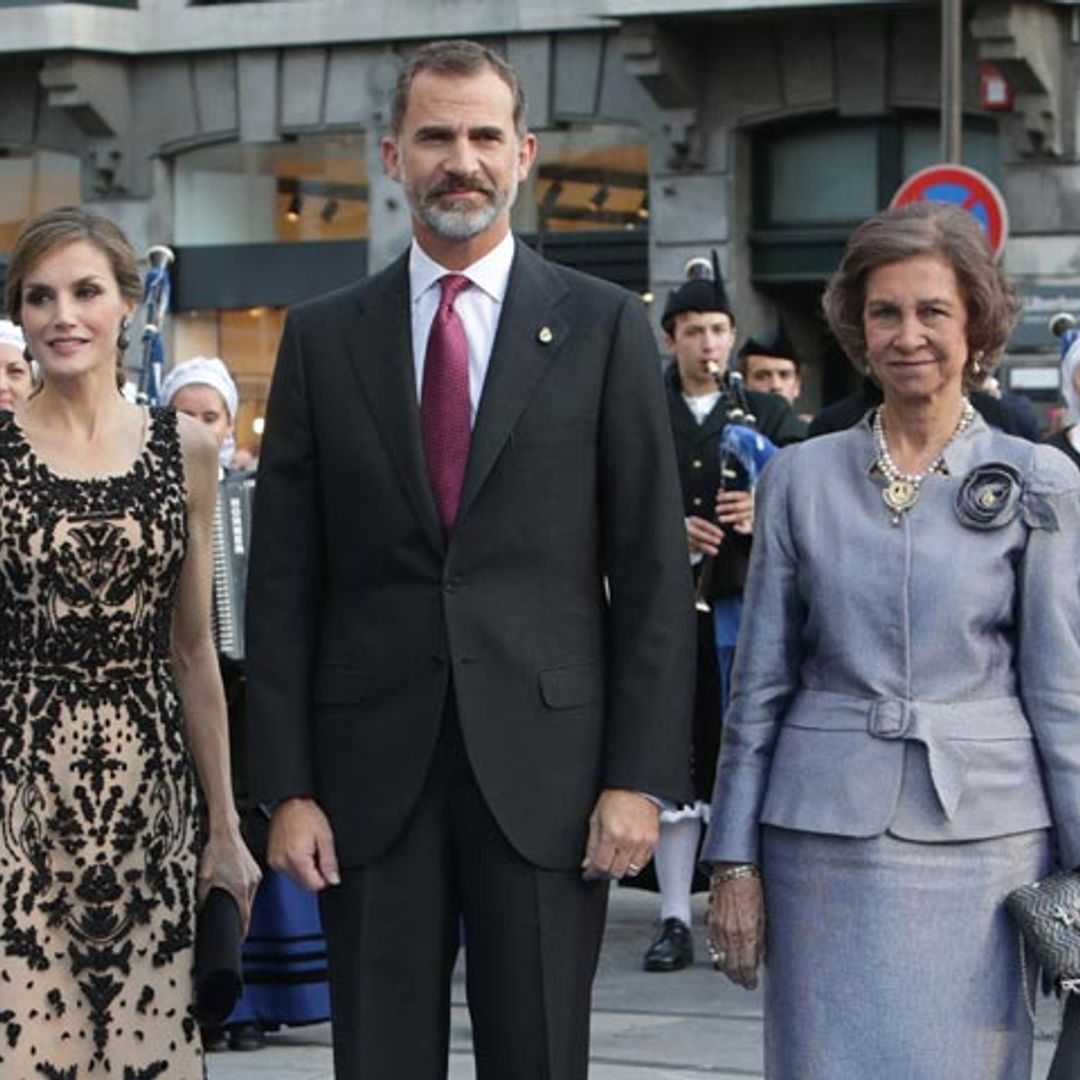 El recuerdo del rey Felipe a sus hijas Leonor y Sofía en la entrega de los Premios Princesa de Asturias