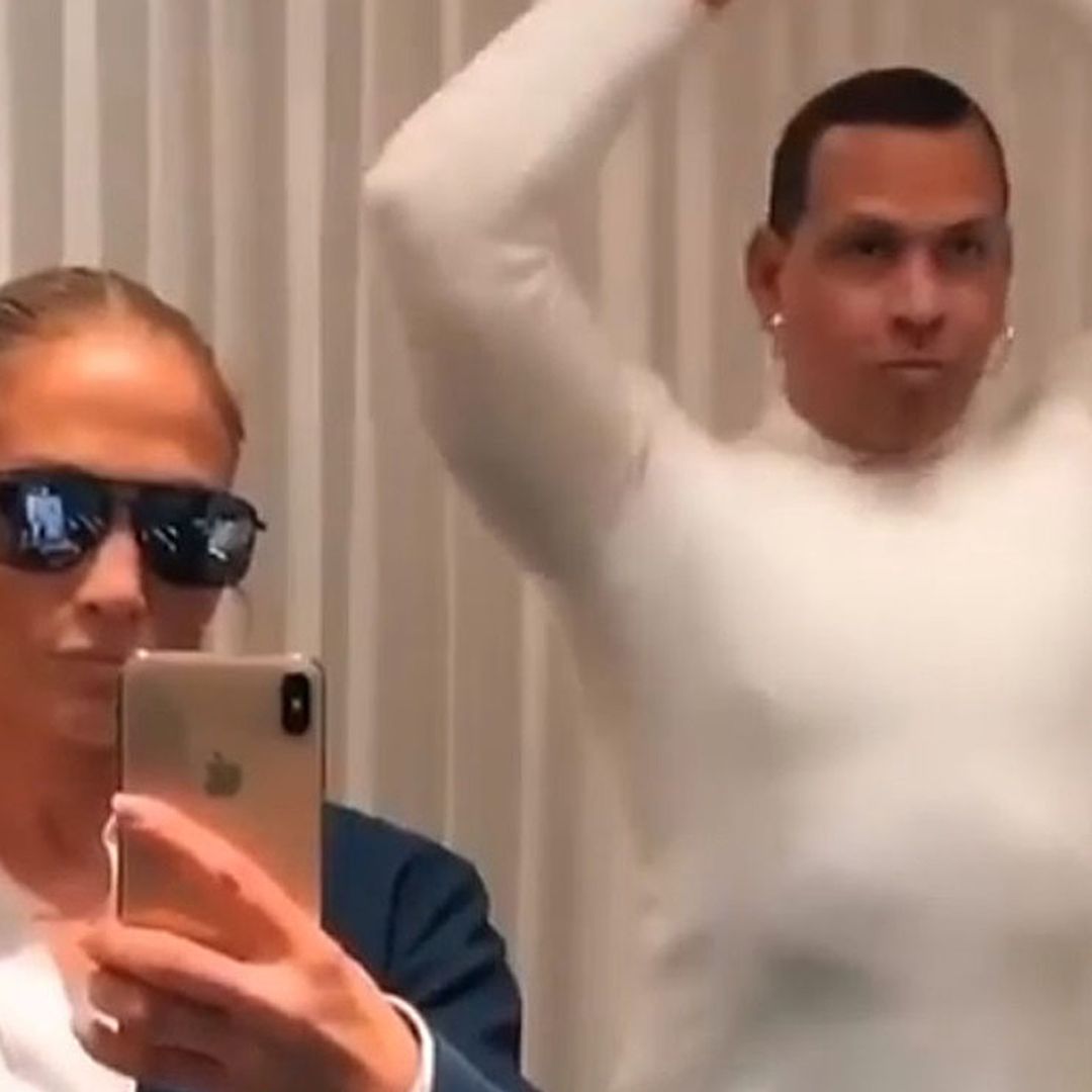 ¿Quién lo hace mejor? Jennifer Lopez y Alex Rodríguez intercambian sus papeles (y la ropa)