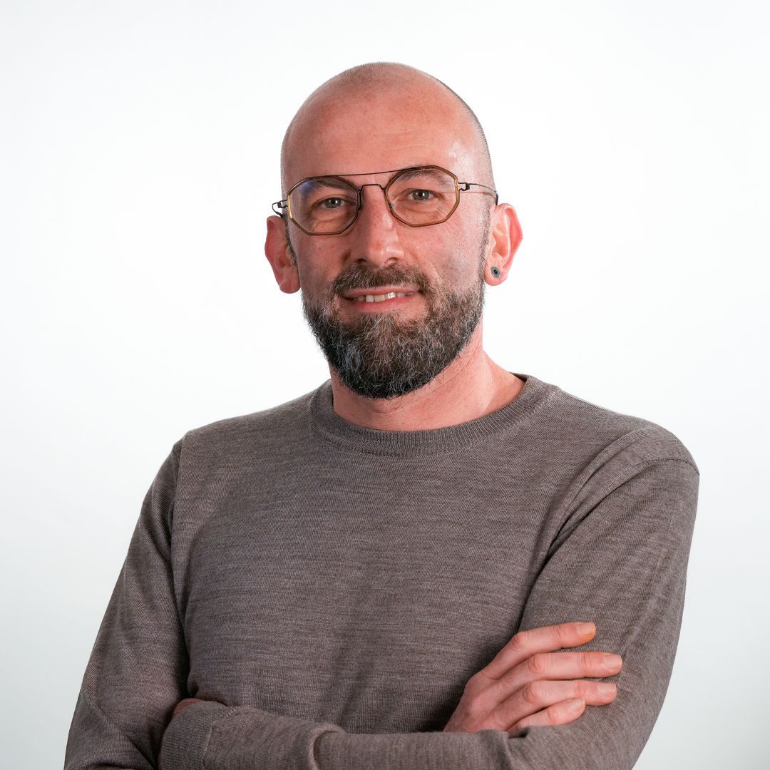 Marco Calabria, investigador: "Después de las sesiones de artes escénicas, los pacientes de párkinson se sentían más aliviados y con sensaciones más positivas"