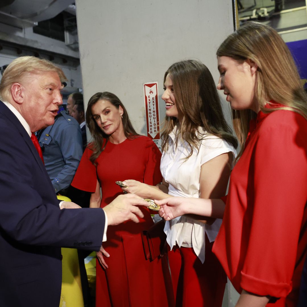 Las fotos no vistas de los reyes Felipe y Letizia y sus hijas con los Trump en el estadio