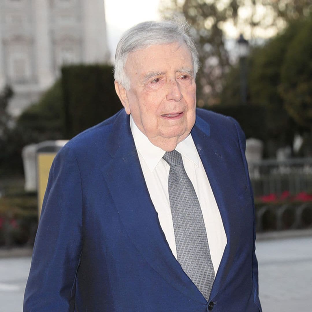 Luis María Anson, ingresado en un hospital madrileño