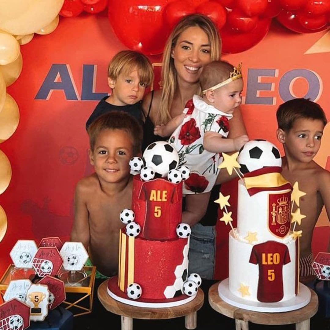 Los mellizos de Alice Campello soplan las velas por su 5 cumpleaños en una divertidísima fiesta, ¡con la espuma como gran protagonista!