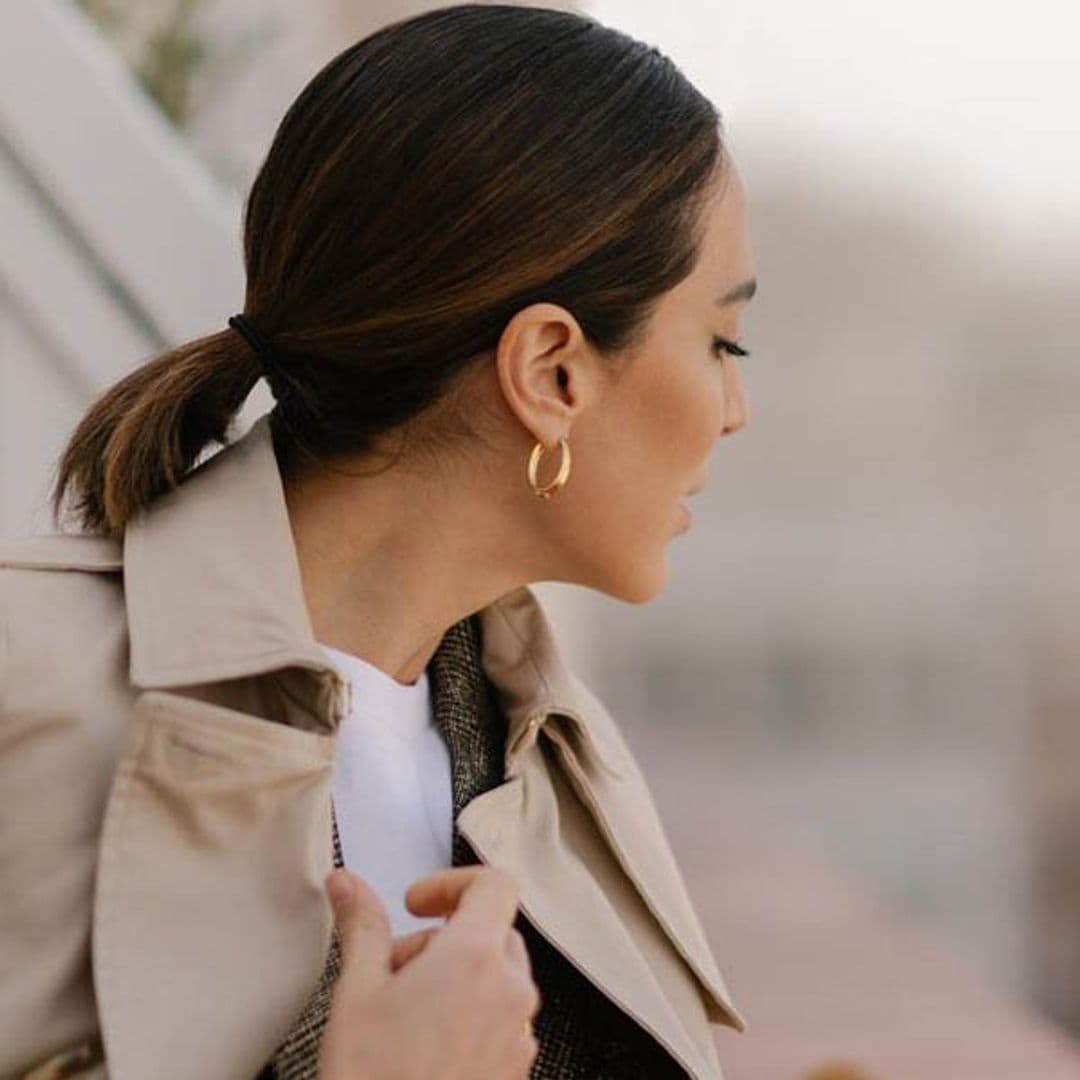 Tamara Falcó se convierte en la reina del entretiempo con el traje urbano más versátil