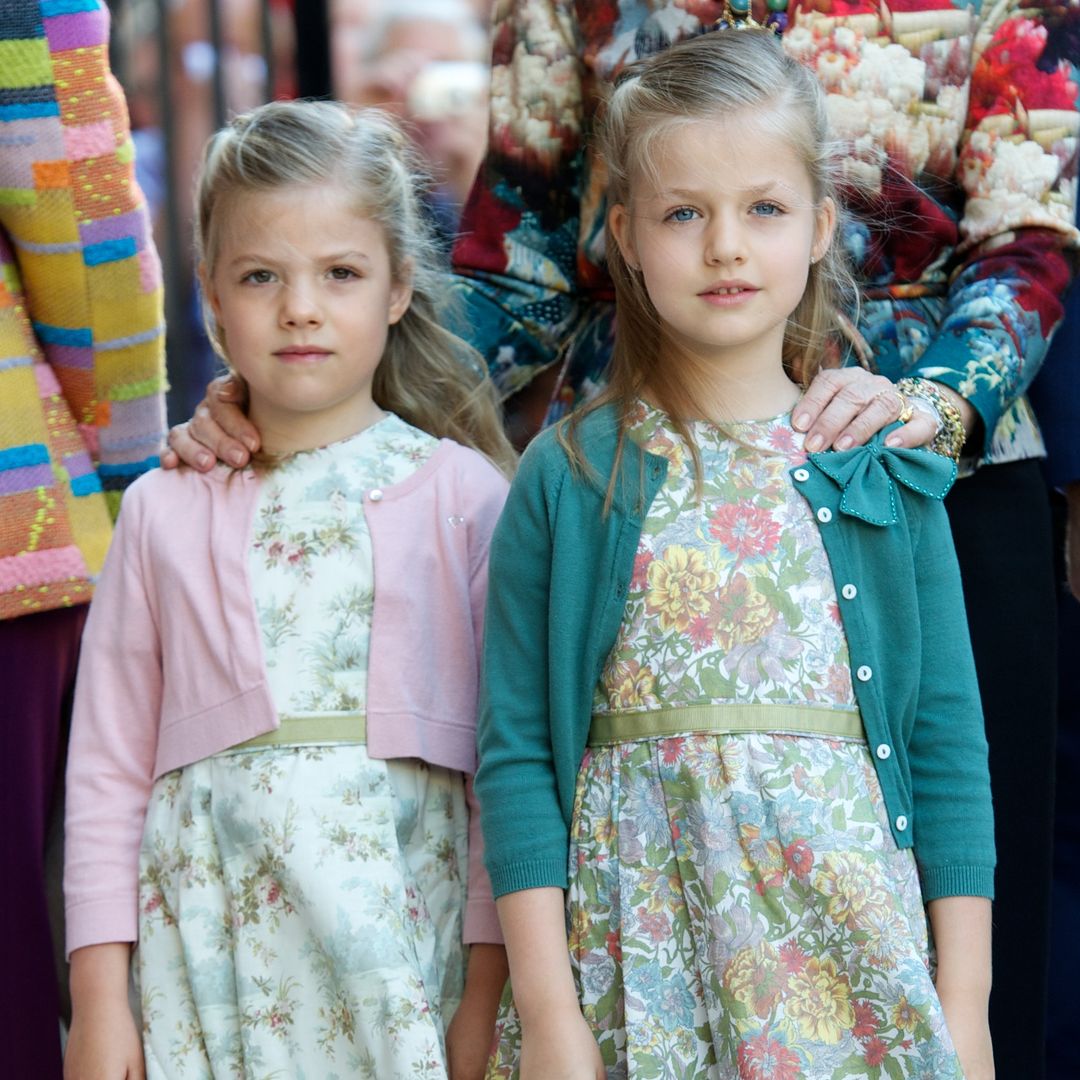 Así han vivido la Semana Santa la princesa Leonor y la infanta Sofía: de sus tradicionales posados en Mallorca a su visita privada a Chinchón