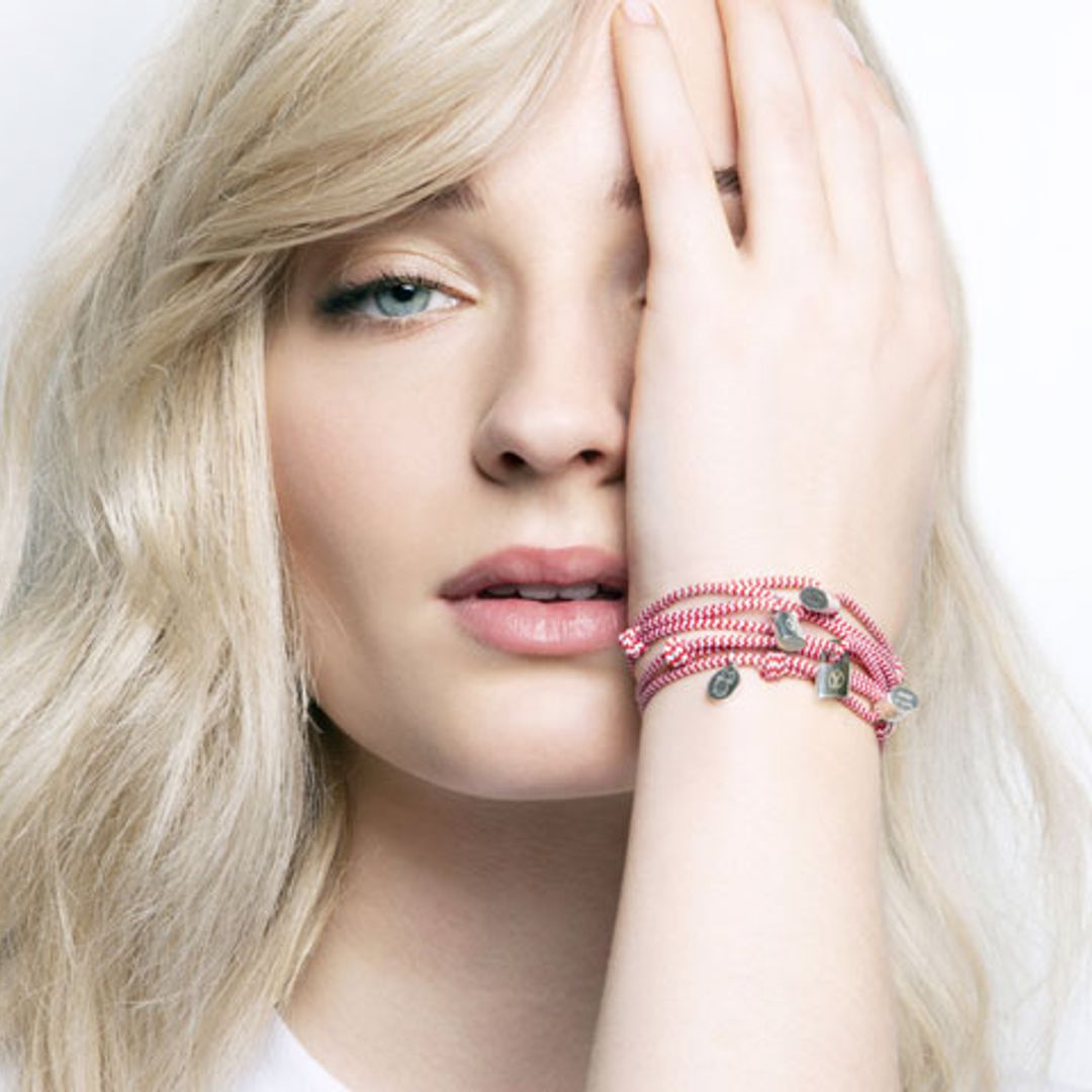 Sophie Turner y Louis Vuitton, la colaboración solidaria más esperada