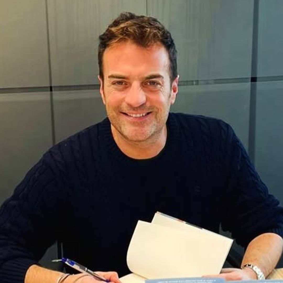 Miquel Valls, roto de emoción, recuerda a su padre fallecido por cáncer y confiesa que su novela fue su terapia: "Ya no es lo mismo"