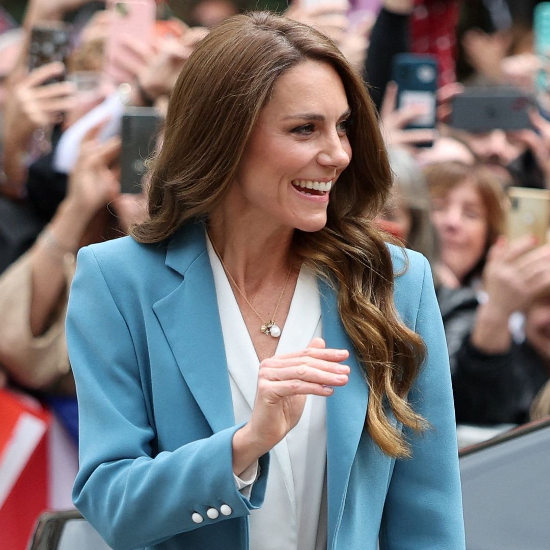 ⁠⁠De un perfecto italiano al recuerdo de su perro Lupo: así ha concluido el primer día de Kate Middleton en Italia