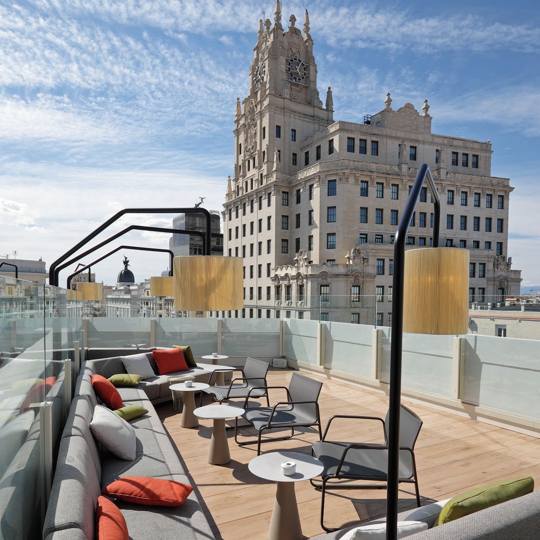Terraza del restaurante Picalagartos en Madrid