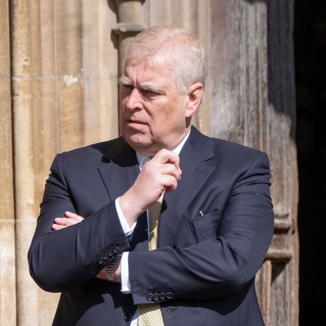 Comunicado de Buckingham: Carlos III retira el título de príncipe a Andrés y anuncia su salida de Royal Lodge