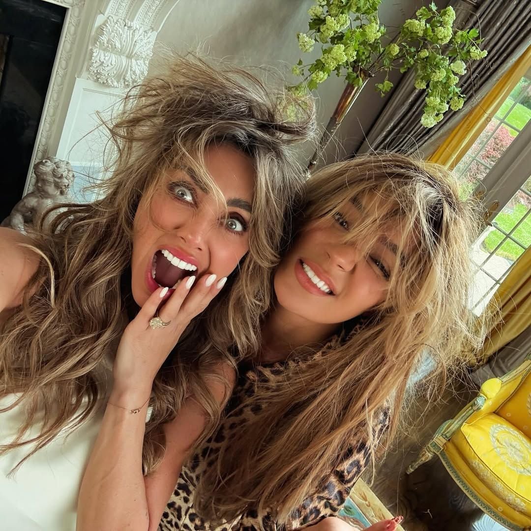 Anahí deja ver las marcas de su encontronazo con Karol G: '¡Lo dimos todo!'