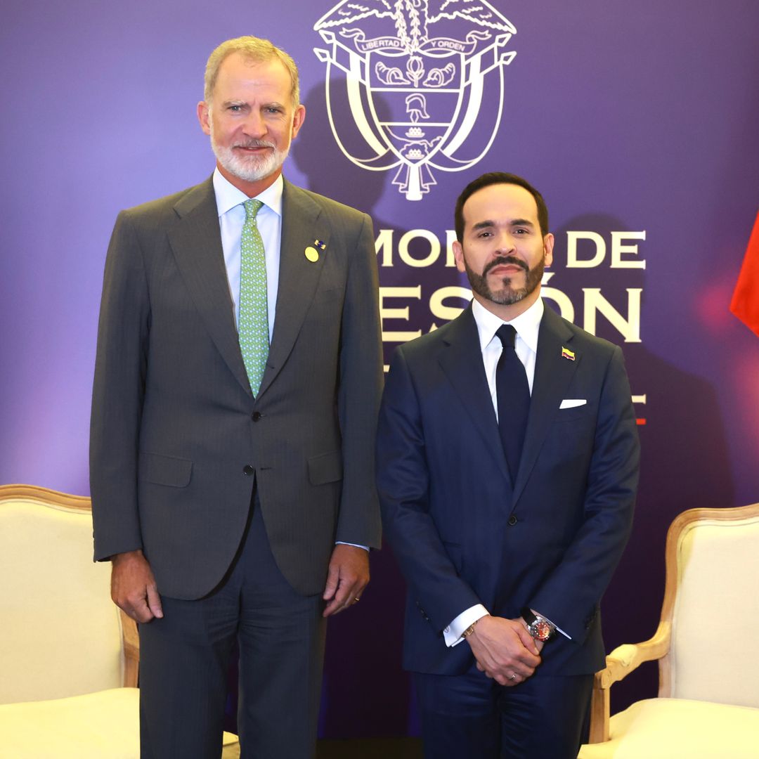 El presidente de Colombia, Abelardo de la Espriella, agradece su apoyo a Felipe VI y Letizia tras el terremoto: "Gracias por su solidaridad y cercanía"