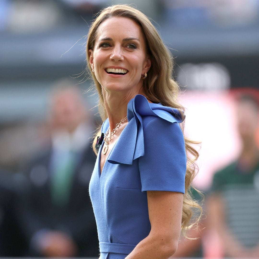Kate Middleton, precursora de tendencias al estrenar el vestido azul que se llevará en 2027
