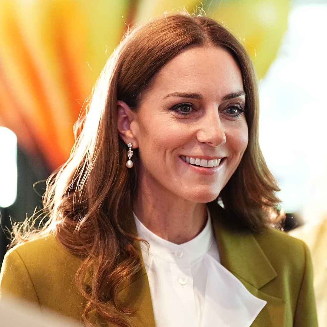 Kate rindió homenaje a Isabel II con unos aretes que pertenecieron a la monarca