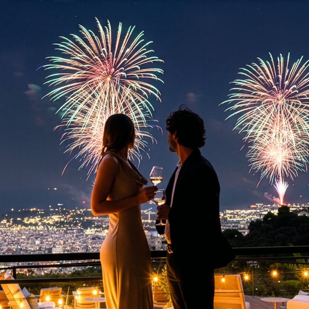 Fuegos de fin de año en Barcelona vistos desde la terraza del hotel METT