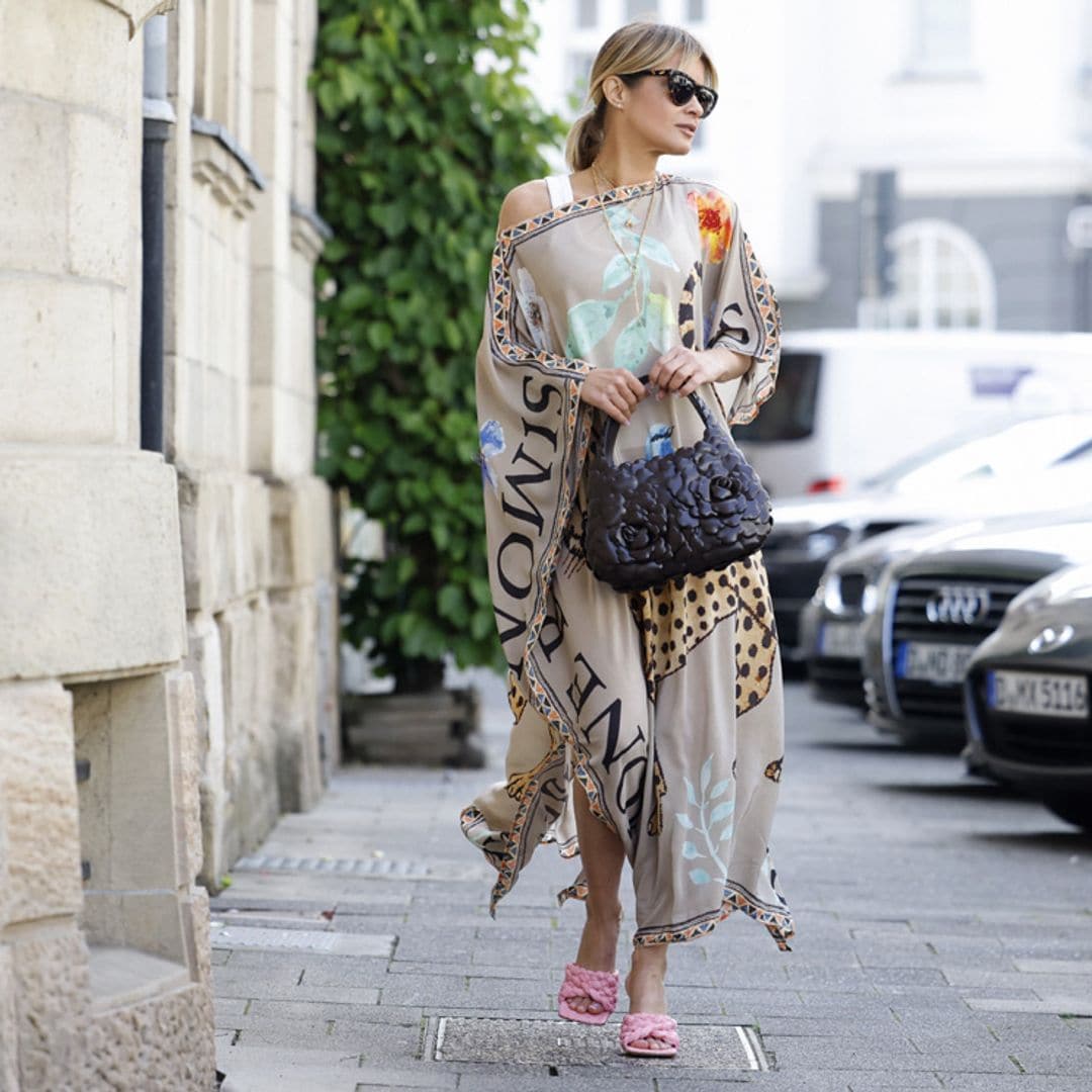Nuestra estilista propone tres looks exprés con caftán para vestir bien en todos los planes de verano