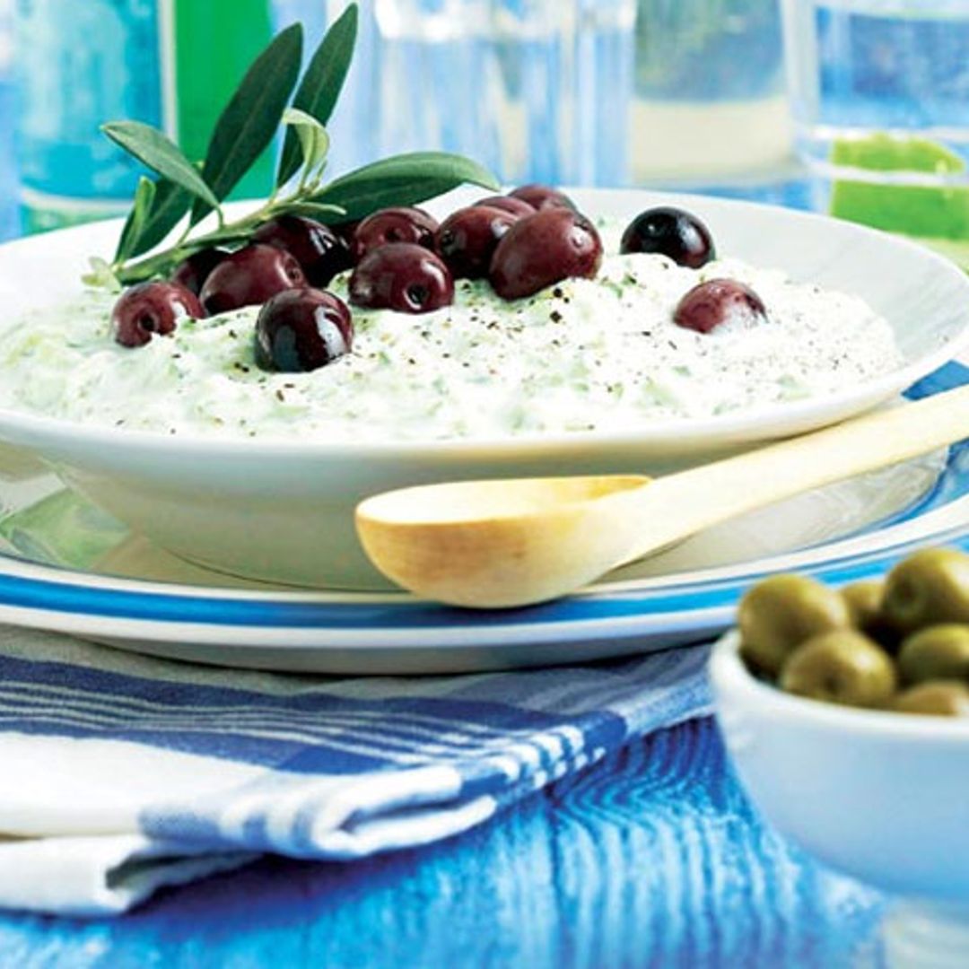 'Tzatziki' con aceitunas