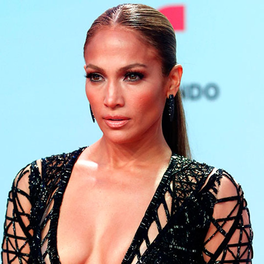 Jennifer Lopez sube el tono de las redes con sus últimos posados
