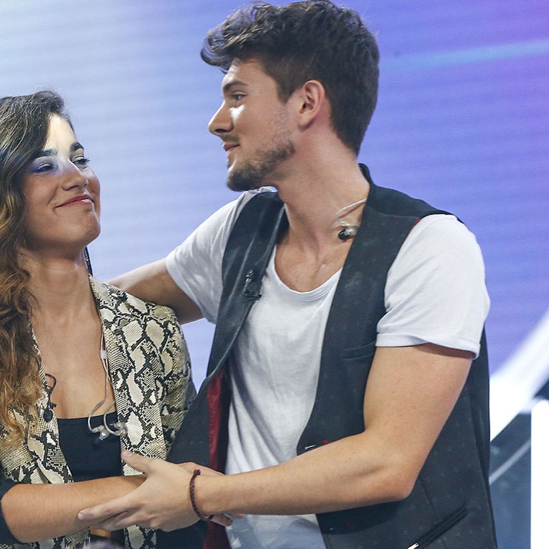 Julia y Carlos (OT) comparten noches de risas y días de playa en Cádiz