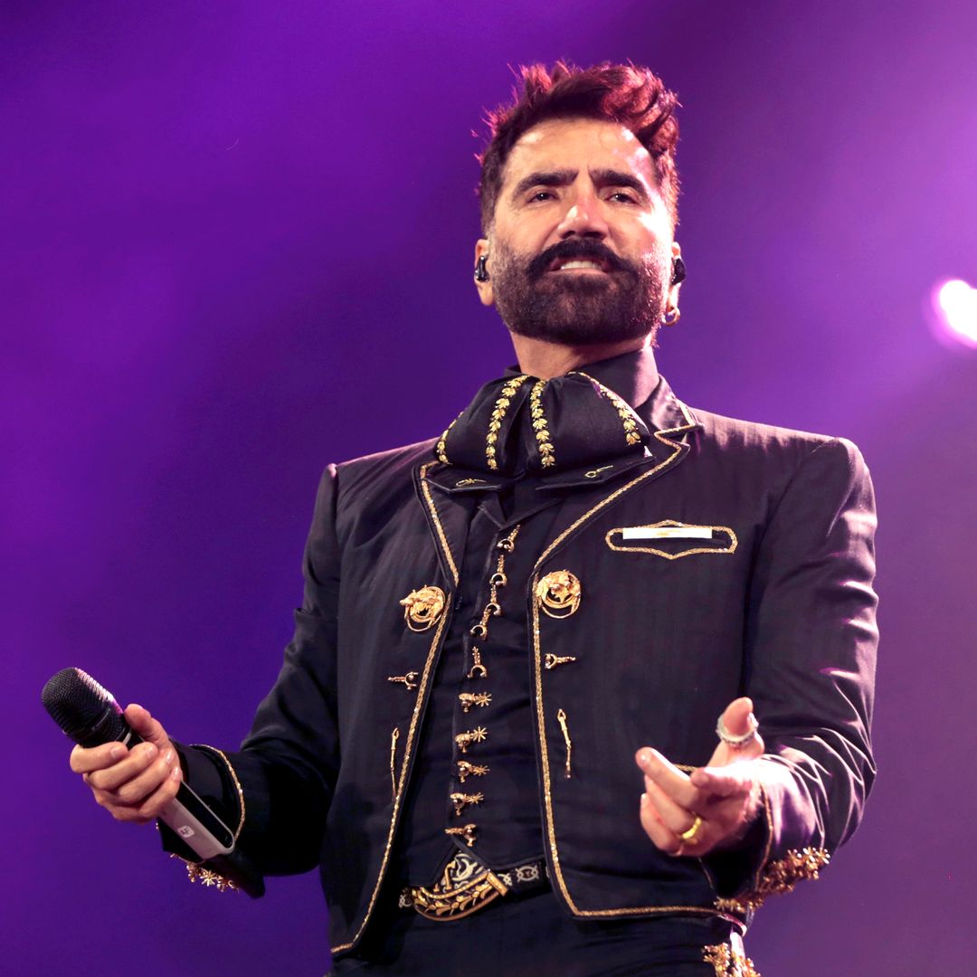 Alejandro Fernández reaparece sobre el escenario tras superar una crisis de salud