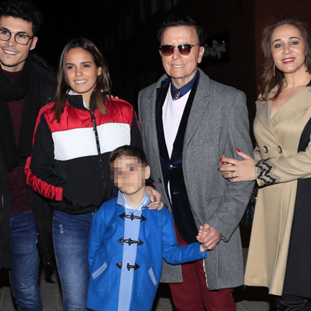 José Ortega Cano celebra el sexto cumpleaños de su hijo rodeado de la familia y con mascota incluida