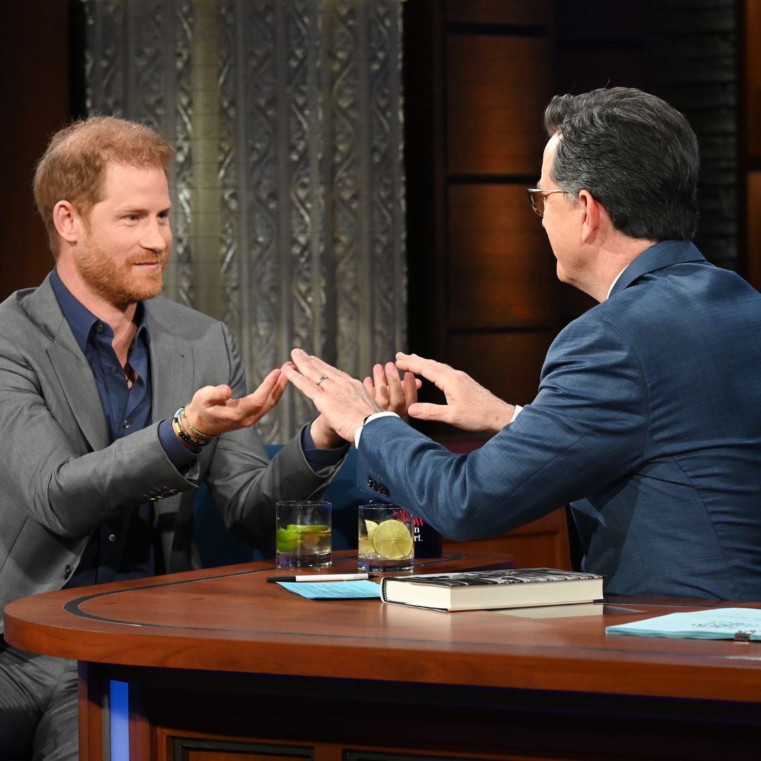 La broma viral del príncipe Harry en el programa de Stephen Colbert por la que el presentador ha pedido disculpas