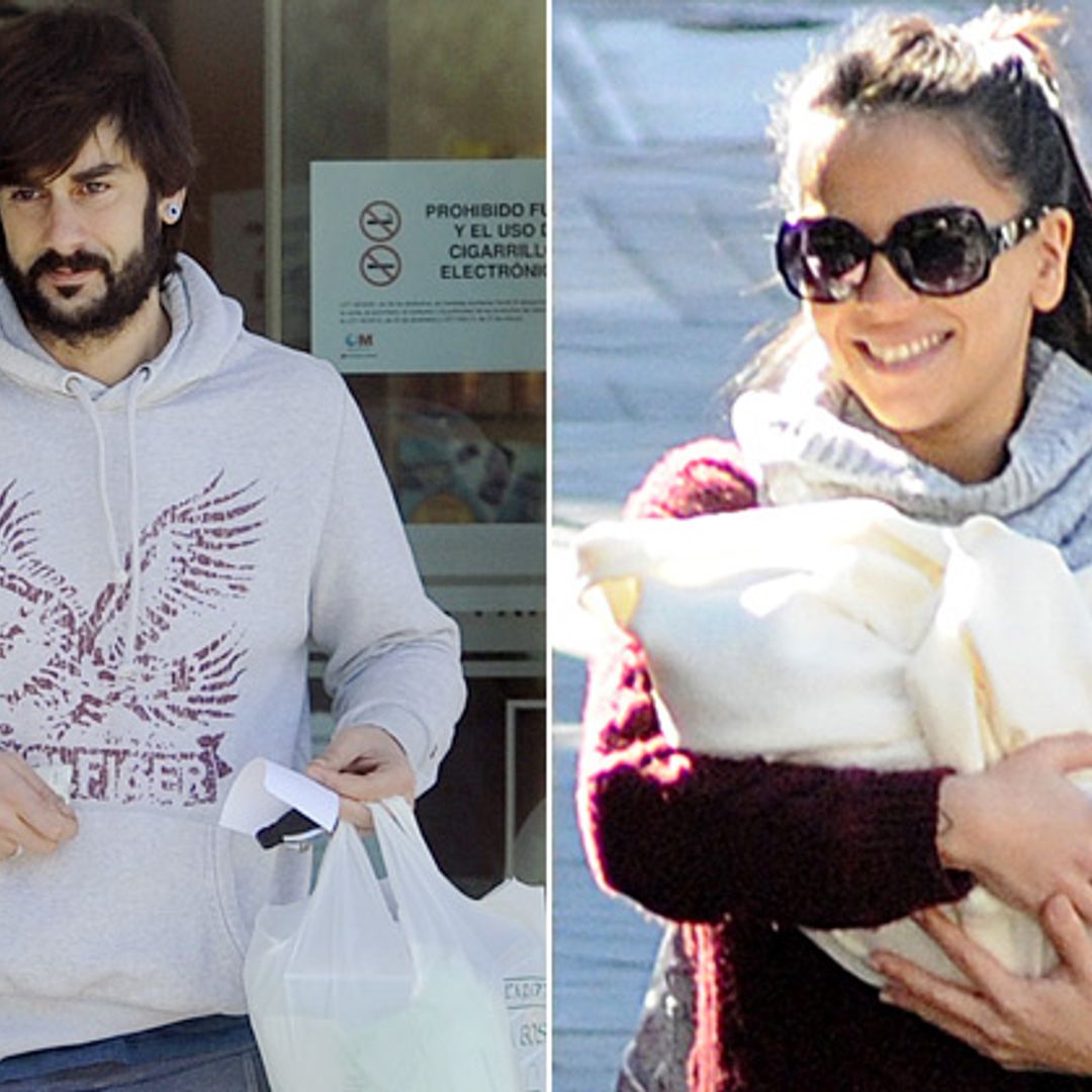 Primeras imágenes de Melendi y Julia Nakamatsu con su pequeña Lola