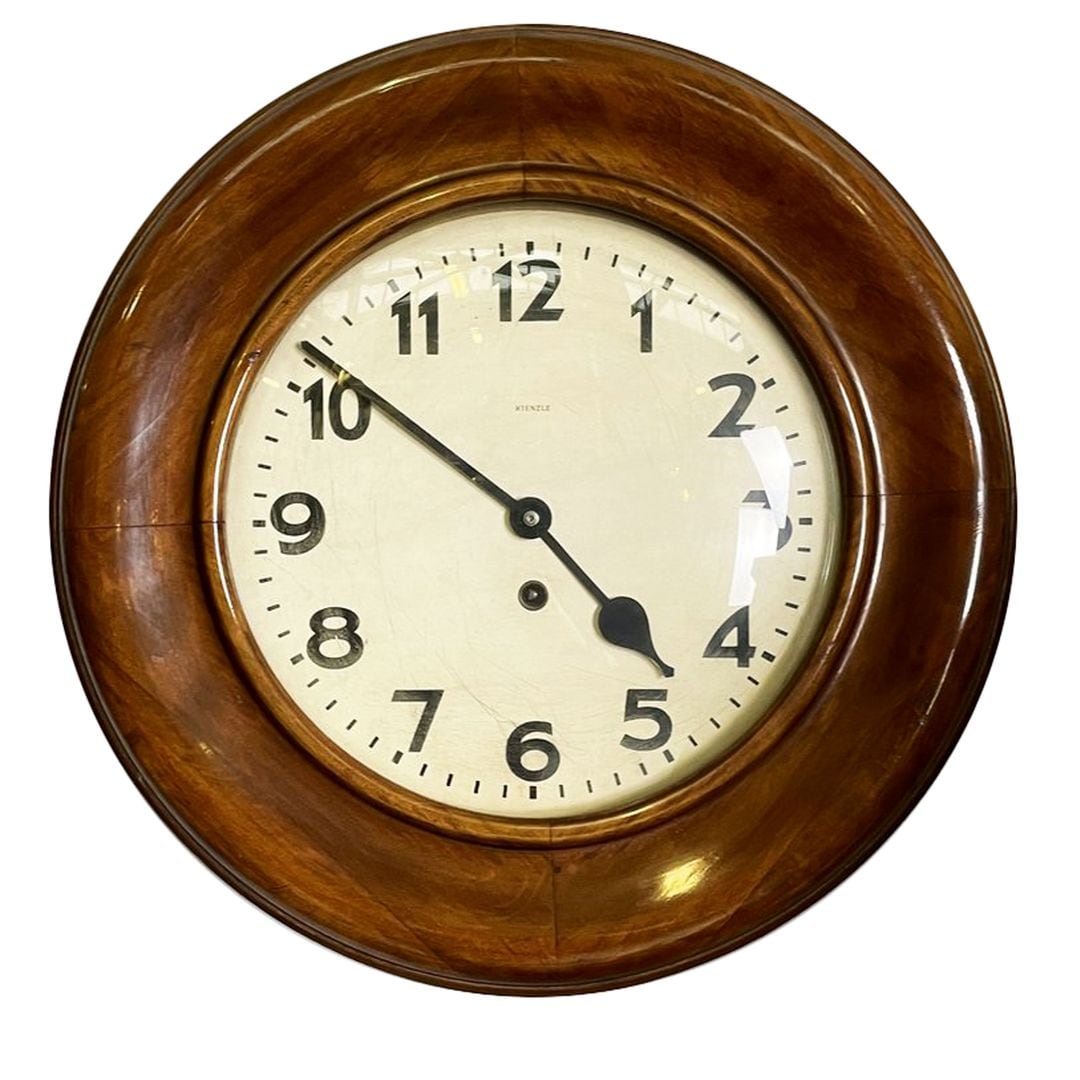 Reloj de pared, de Pamono (666 €)