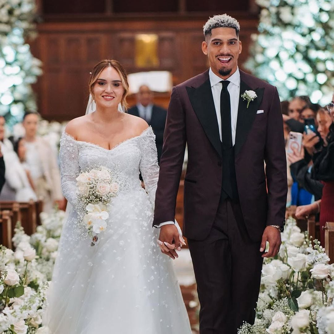 La romántica boda del jugador del Barcelona, Ronald Araujo, con la madre de sus hijas, Abigail Olivera