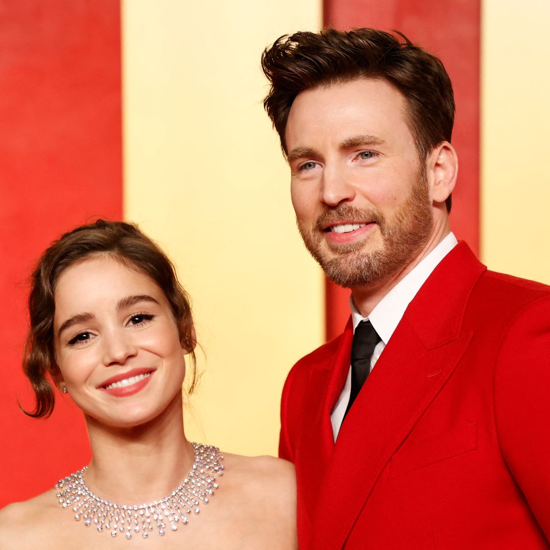 La original pedida de mano de Chris Evans a Alba Baptista: 'Casi arruino la sorpresa'
