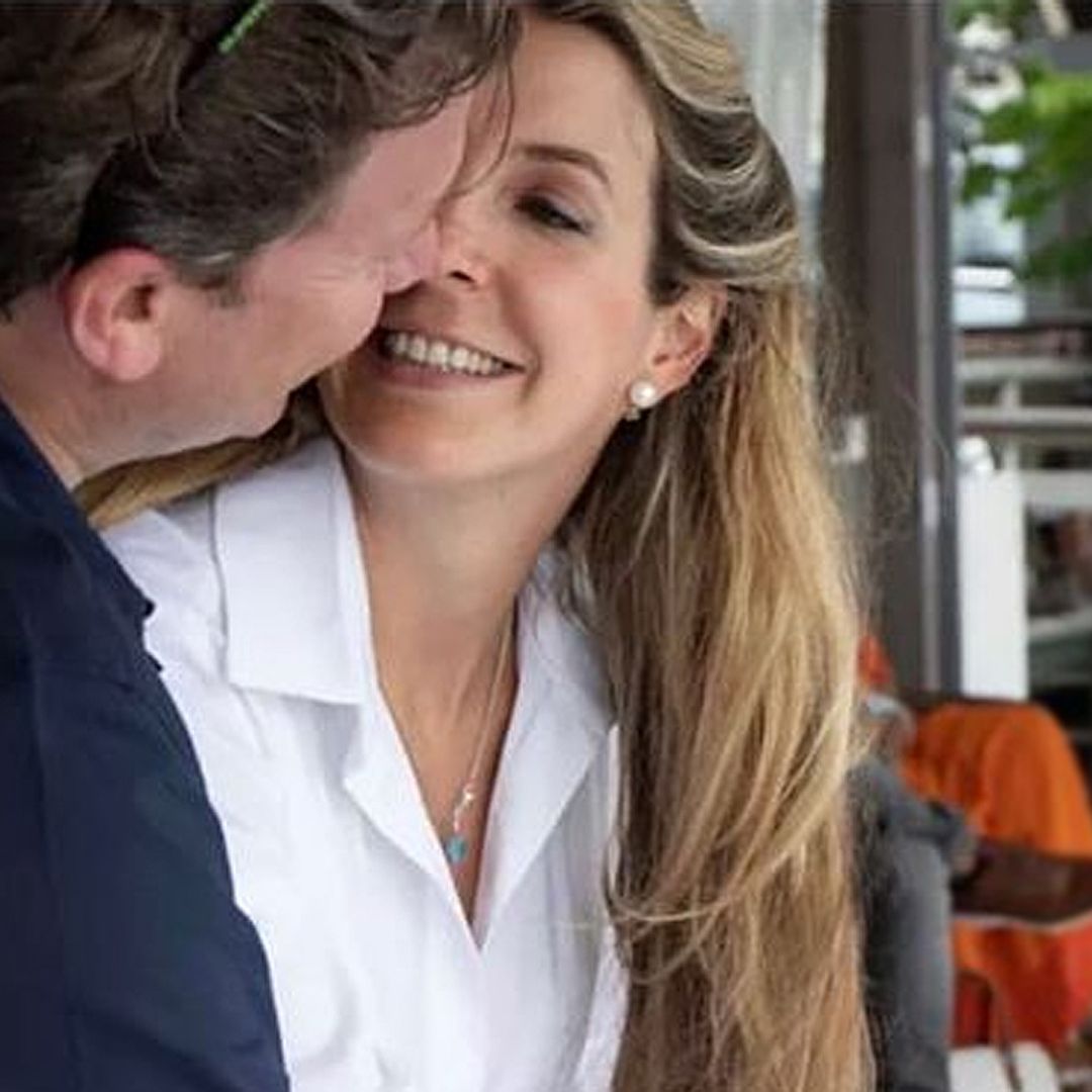 Tessy de Luxemburgo, pletórica al irse al fin a casa con su bebé: 'Feliz mamá de tres chicos'