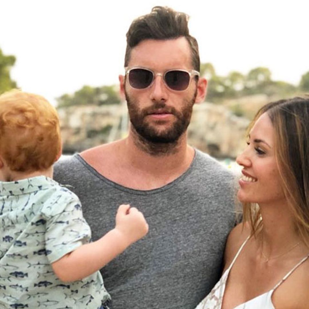 Helen Lindes le enseña al pequeño Alan algunos de sus rincones favoritos de Lanzarote