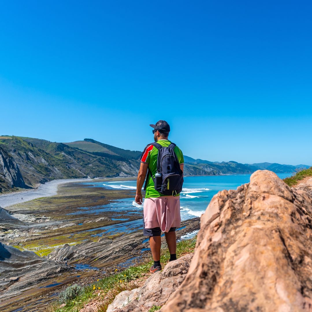 Ruta del flysch hasta Algorri, Guipúzcoa