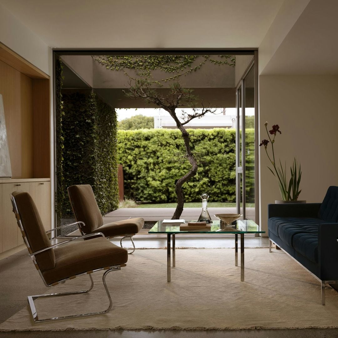 Así transforma el acabado cromado cualquier estancia: ideas para un hogar moderno y con estilo