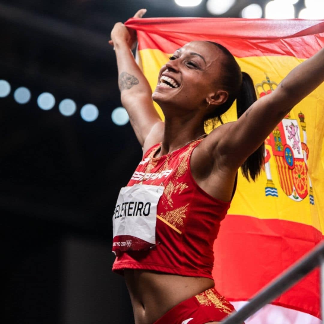 ¡Doble celebración! Ana Peleteiro bate el récord de España y gana el bronce en la final de triple salto