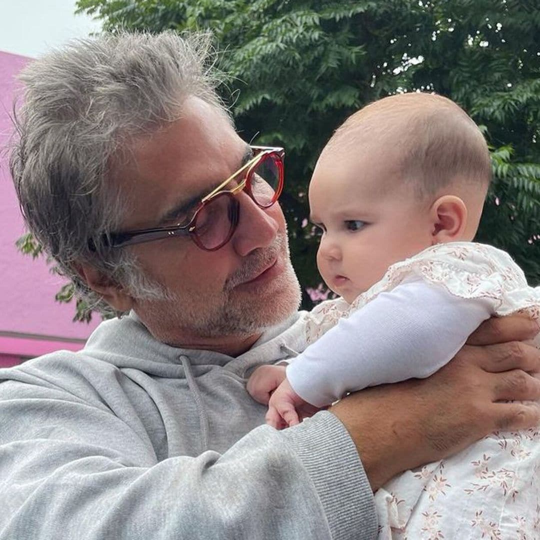 Las fotos más tiernas de Alejandro Fernández con su nieta Cayetana