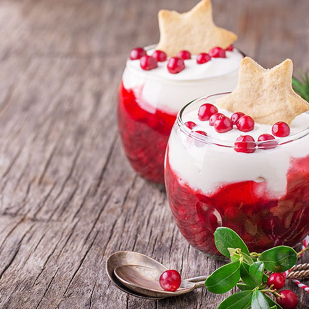 Vasitos de frutos rojos con yogur