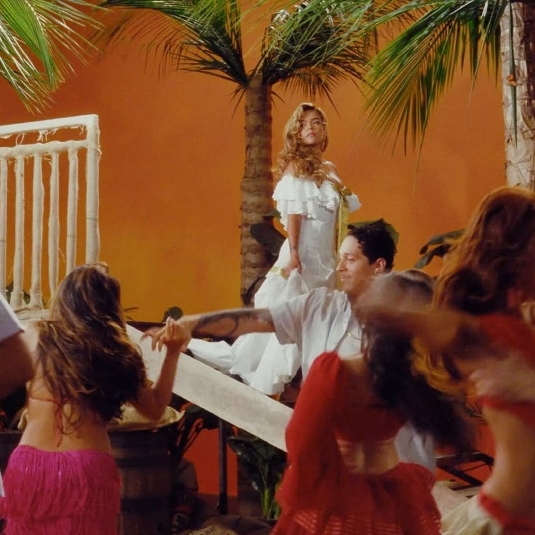 Escenas del videoclip de "Papasito"