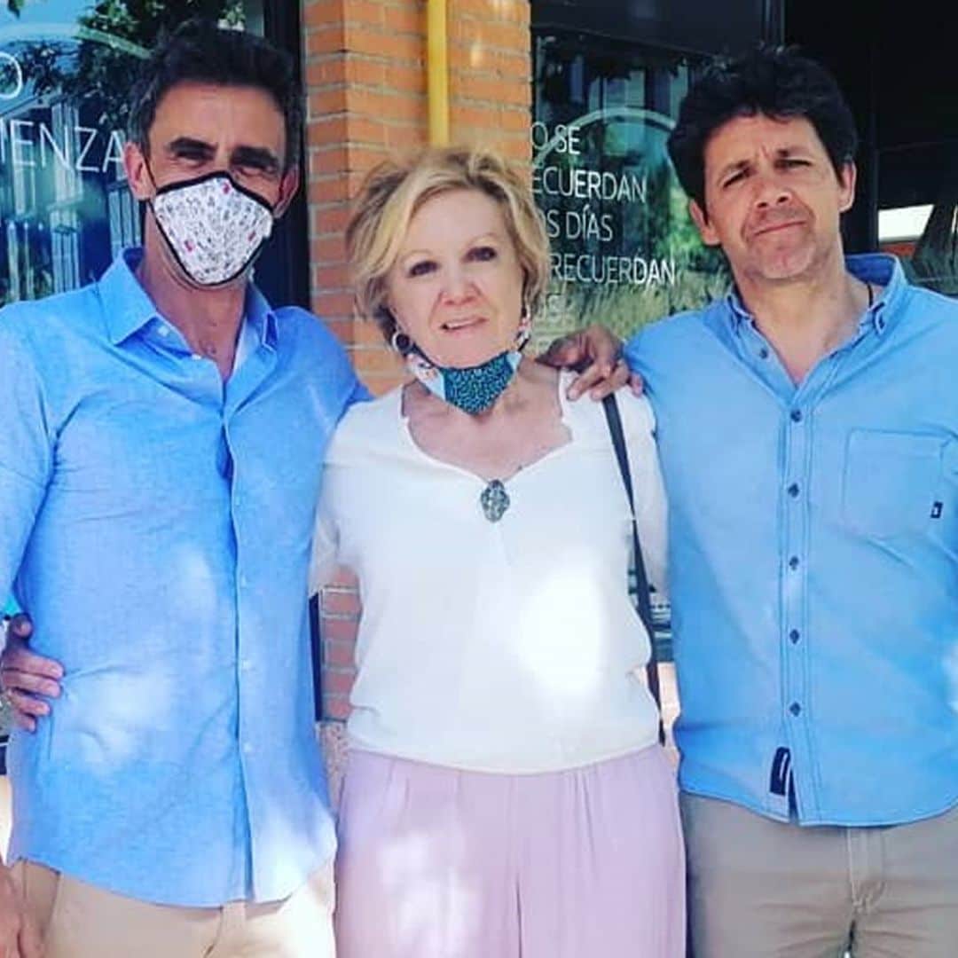 Los Caparrós al completo celebran el 80 cumpleaños de su matriarca