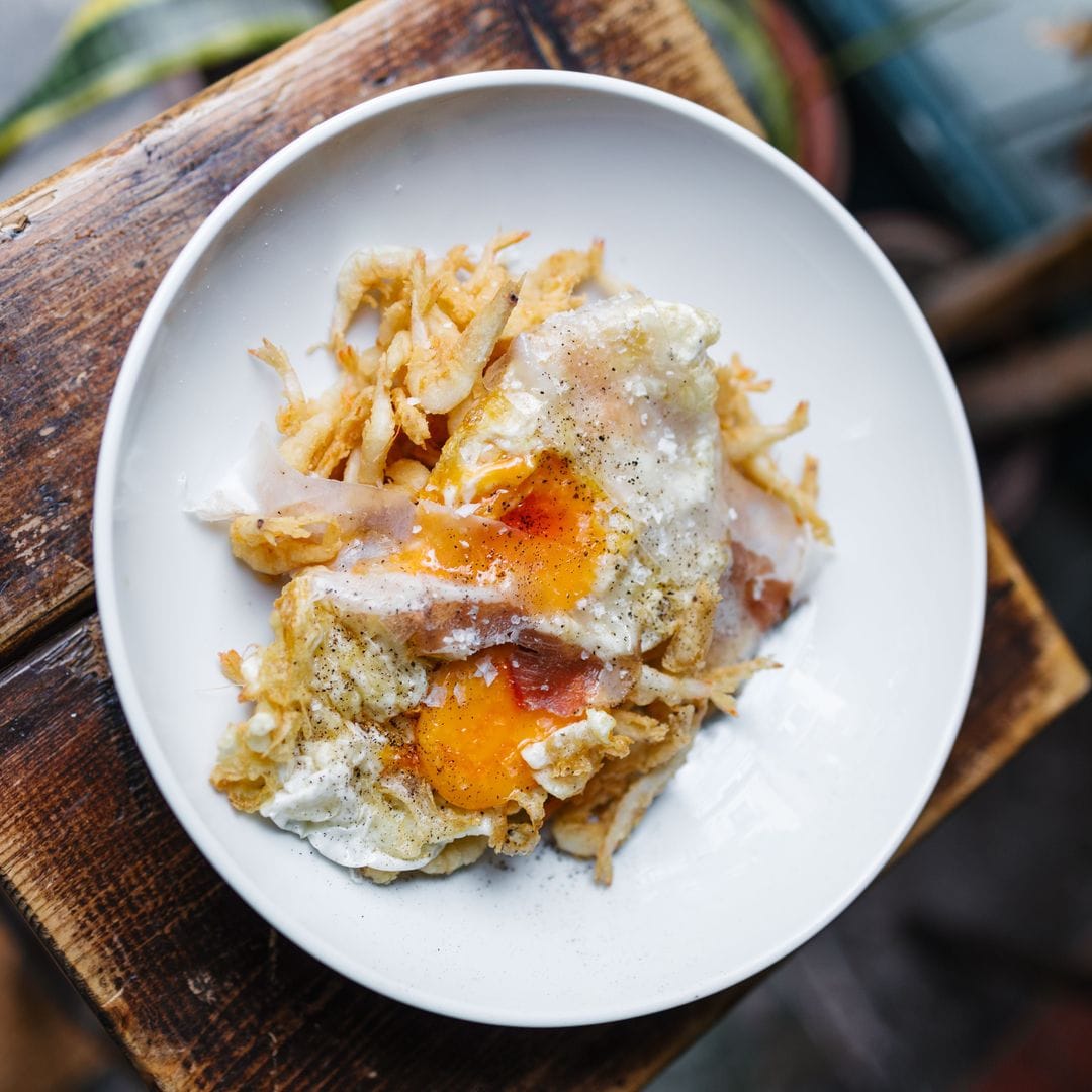 Pescaíto frito, rebujito y más: 10 restaurantes andaluces para celebrar la Feria de Abril en Madrid