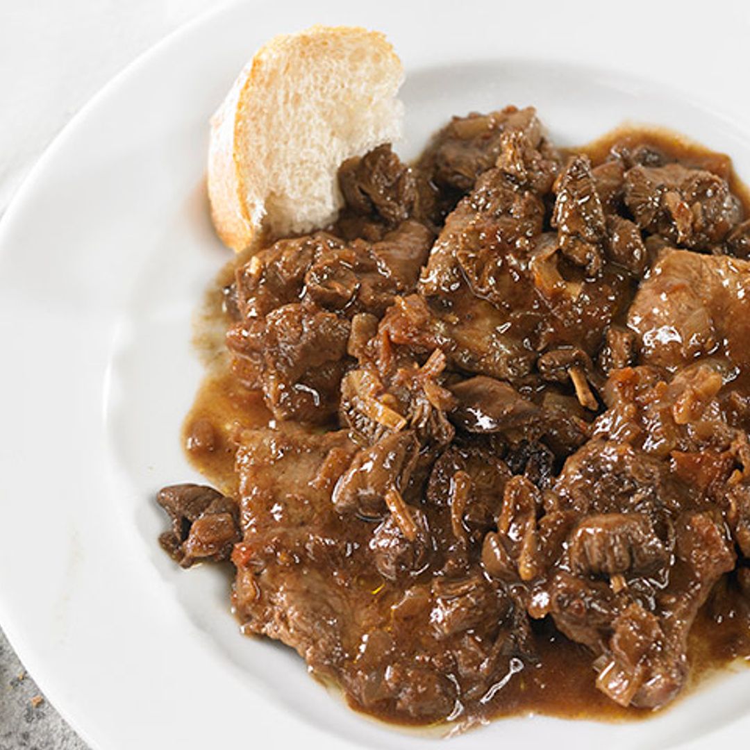 Fricandó con setas a la catalana