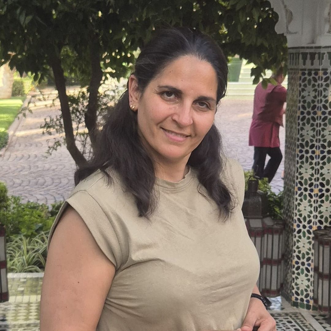 Esther Sevillano, paciente con esclerosis múltiple: "Se puede ser madre con mi enfermedad, disfrutar de la maternidad y ser muy feliz con tu hijo"