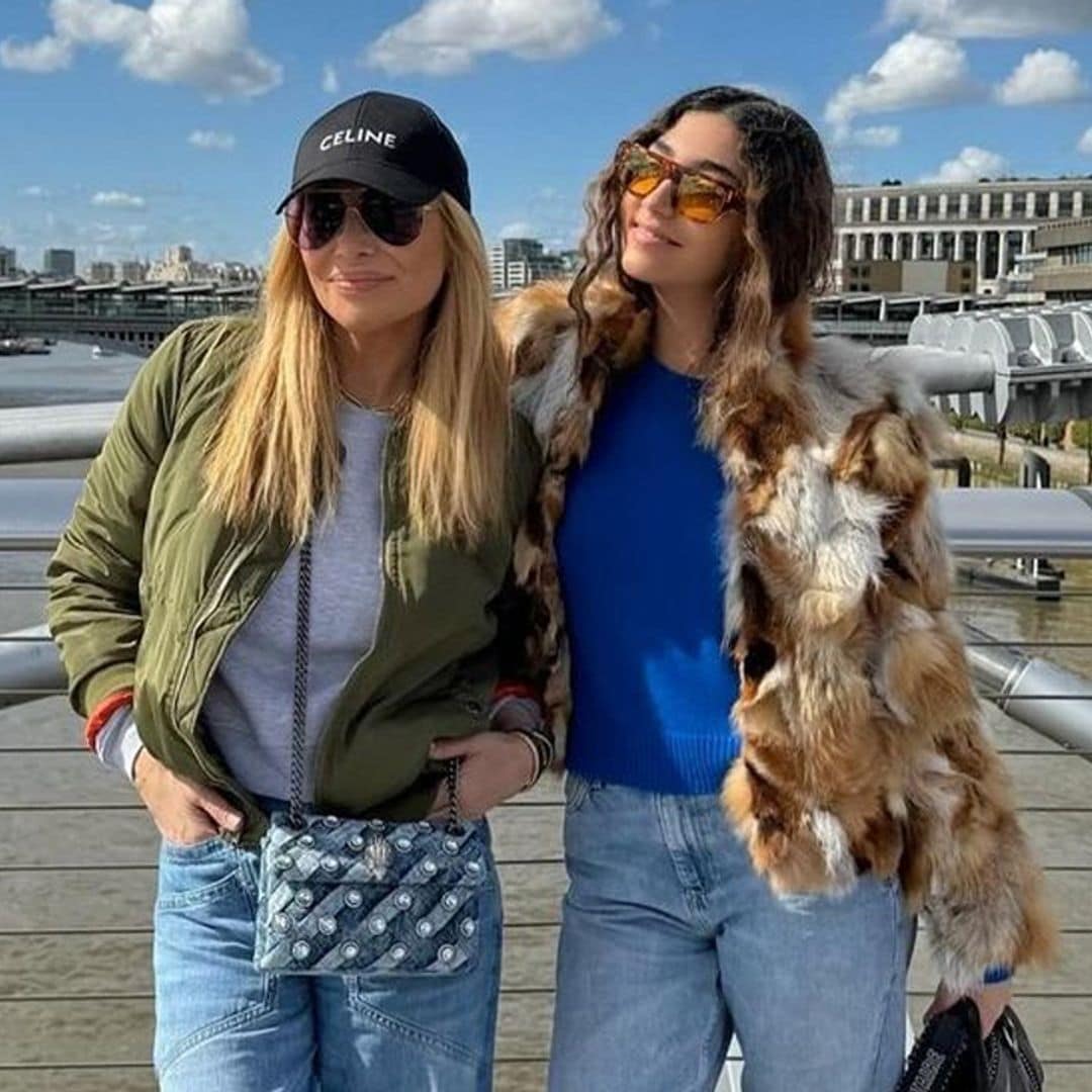 Marta Sánchez, la felicidad de una madre al recorrer su ciudad favorita con Paula, su hija veinteañera