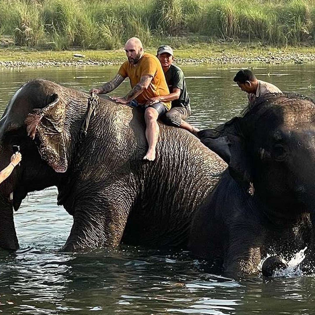 ¡Namasté, namasté! El hilarante vídeo de Kiko Rivera en Nepal