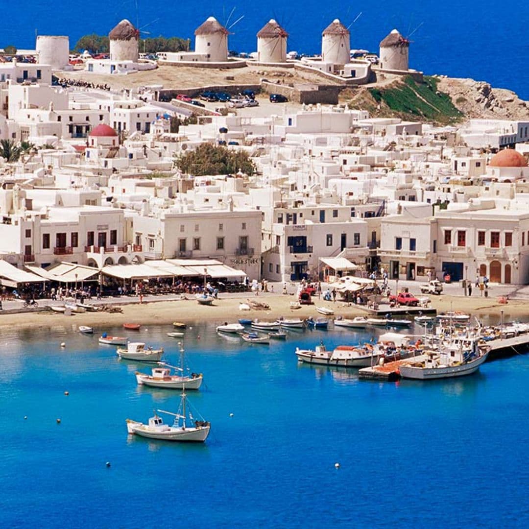 Los seis puertos indispensables en tu primer crucero por las islas griegas