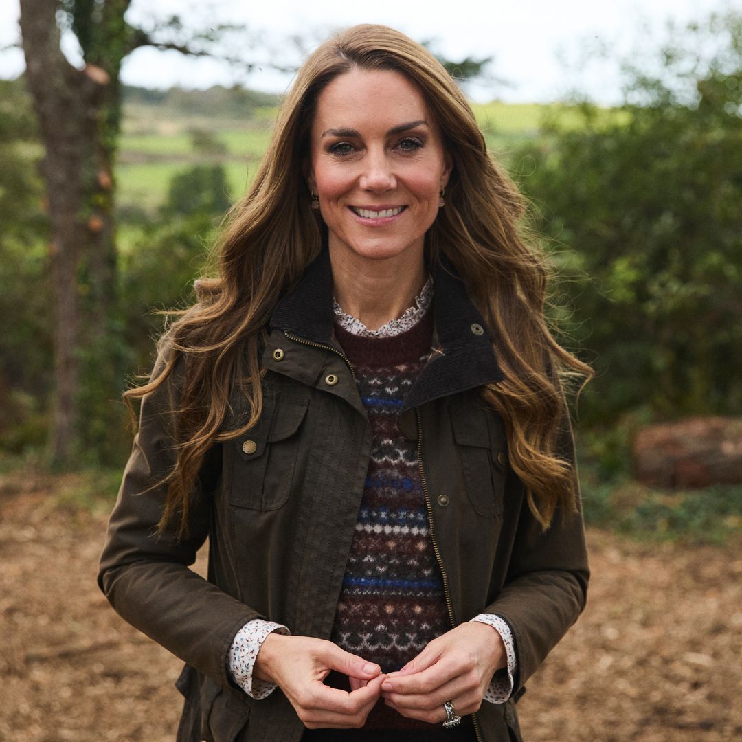 Kate Middleton posa en nuevos retratos tras una visita secreta a Cornualles junto al príncipe Guillermo