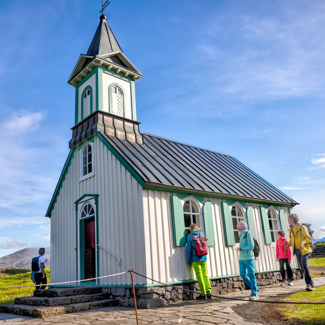 iglesia de Þingvallakirkja, en el Parque Nacional de Thingvellir.