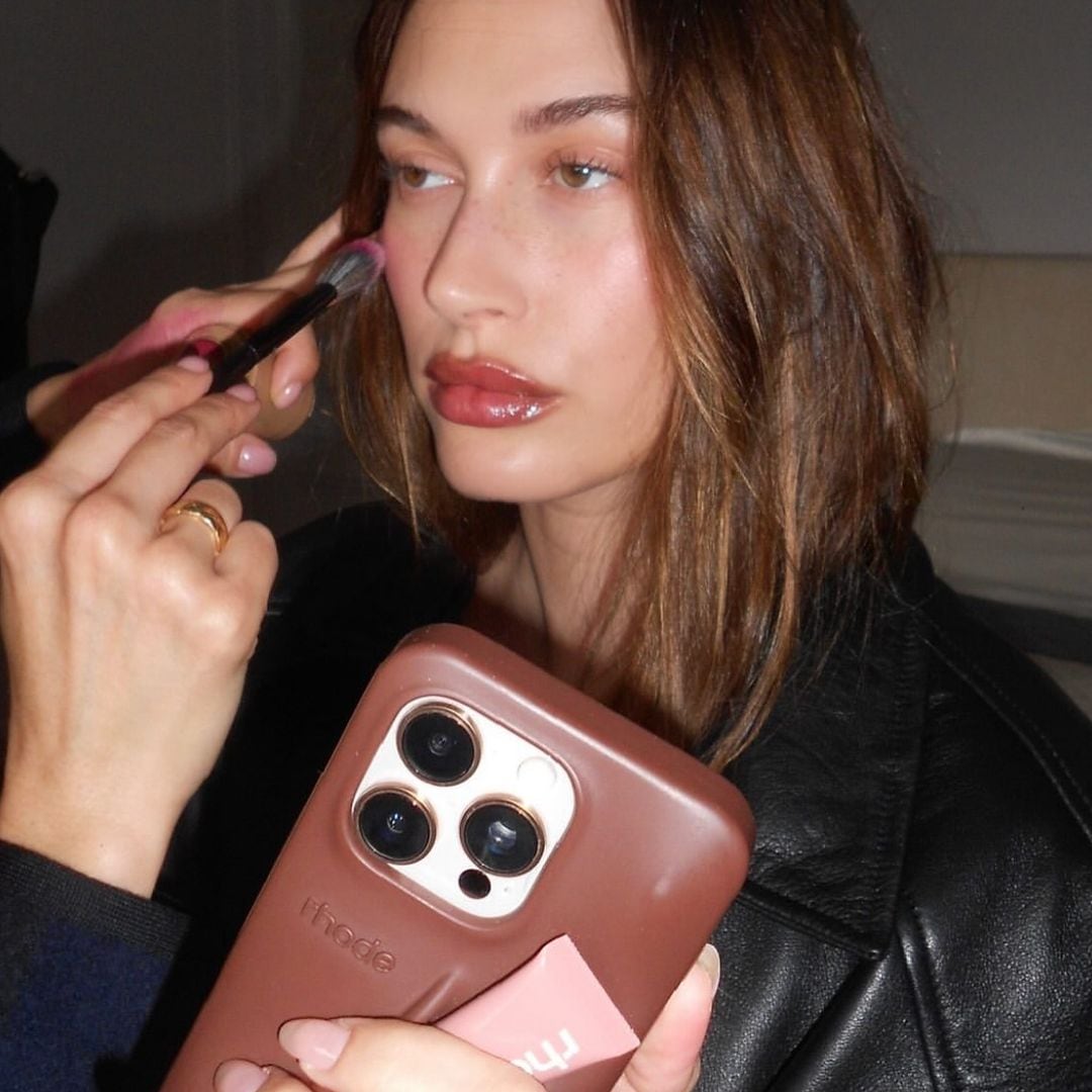 Este error común con tus brochas de maquillaje podría estar afectando tu piel