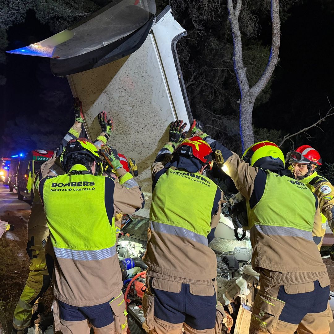 Conmoción por el trágico fallecimiento del piloto Samuel Ortiz en un terrible accidente junto a su hermano Jordi, que continua muy grave