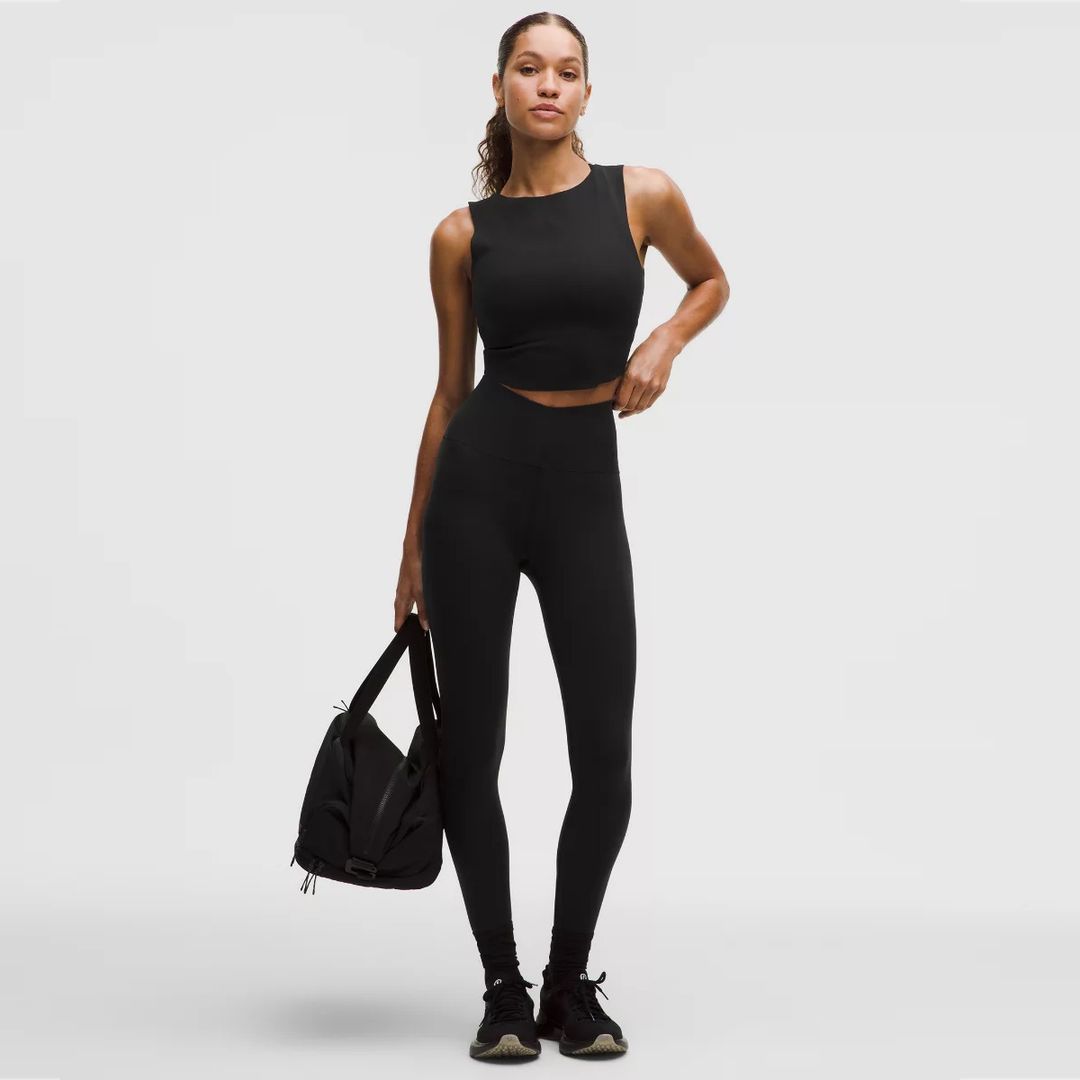 He probado los leggings de Lululemon que mejor sientan: son comodísimos y reducen una talla